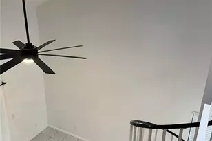 8433 Laurelon Pl, Temple Terrace, FL 33637 - Photo 9