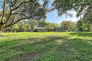 17902 Burnside Rd, Lutz, FL 33548 - Photo 3