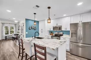 100 4th Ave S, Saint Petersburg, FL 33701 - Photo 5