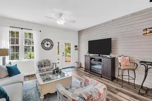 100 4th Ave S, Saint Petersburg, FL 33701 - Photo 7