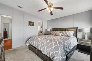 7123 Siesta St, Zephyrhills, FL 33541 - Photo 13