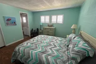 605 Queen Palm St, Largo, FL 33778 - Photo 23