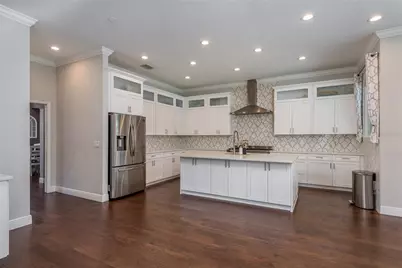 4010 Executive Drive, Palm Harbor, FL 34685 - Photo 9
