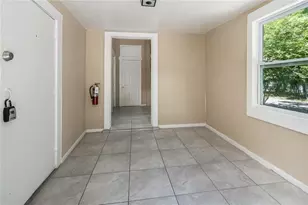 418 E Amelia Ave, Tampa, FL 33602 - Photo 3