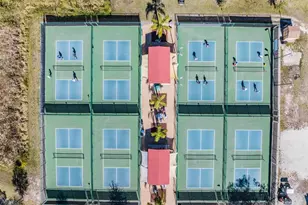 920 Villeroy Greens Dr, Sun City Center, FL 33573 - Photo 45