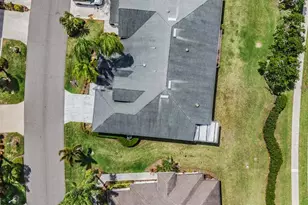 920 Villeroy Greens Dr, Sun City Center, FL 33573 - Photo 55