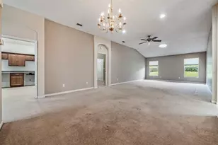 920 Villeroy Greens Dr, Sun City Center, FL 33573 - Photo 7