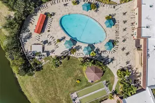 920 Villeroy Greens Dr, Sun City Center, FL 33573 - Photo 41