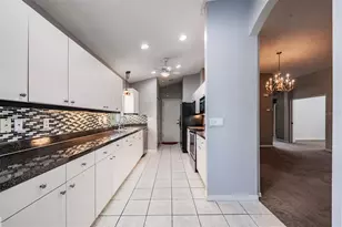 920 Villeroy Greens Dr, Sun City Center, FL 33573 - Photo 29