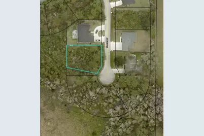 8 Slogan Court, Palm Coast, FL 32164 - Photo 1