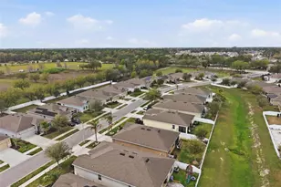 13635 Hunting Creek Pl, Spring Hill, FL 34609 - Photo 35