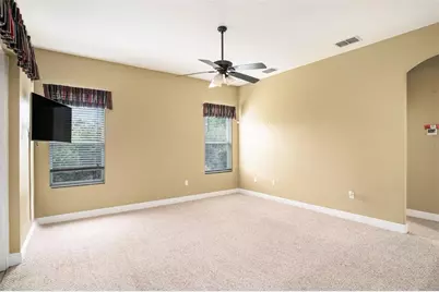 9916 Cleghorn Drive, San Antonio, FL 33576 - Photo 11