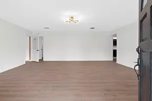 804 Cason St, Plant City, FL 33563 - Photo 3