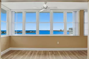 5108 Brittany Dr S, Saint Petersburg, FL 33715 - Photo 31
