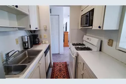 5925 Terrace Park Drive N #111, Saint Petersburg, FL 33709 - Photo 11