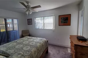 5925 Terrace Park Dr N, Saint Petersburg, FL 33709 - Photo 17