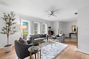 511 Riviera Bay Dr NE, Saint Petersburg, FL 33702 - Photo 5