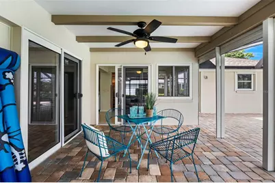 511 Riviera Bay Drive NE, Saint Petersburg, FL 33702 - Photo 37