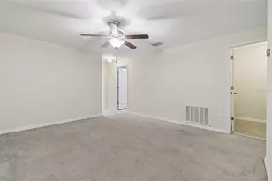 10687 Lake Montauk Dr, Riverview, FL 33578 - Photo 19