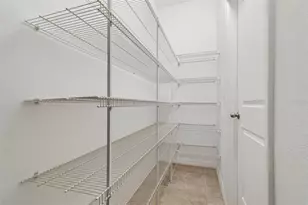 10687 Lake Montauk Dr, Riverview, FL 33578 - Photo 11