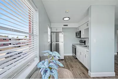 416 Monroe Avenue #F201, Cape Canaveral, FL 32920 - Photo 11