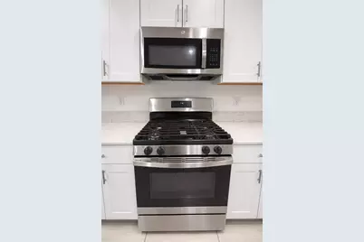 2545 Leonia Lane, Zephyrhills, FL 33541 - Photo 5