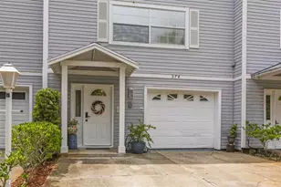 574 Ryans Woods Ln, Palm Harbor, FL 34683 - Photo 1