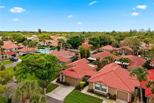 526 St Tropez Cir NE, Saint Petersburg, FL 33703 - Photo 35