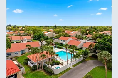 526 St Tropez Circle NE, Saint Petersburg, FL 33703 - Photo 39