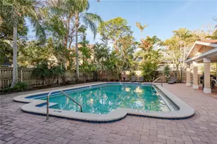 950 Broadway, Dunedin, FL 34698 - Photo 5