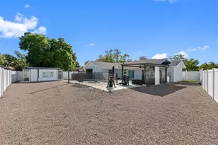 1803 Lk Crst Ave, Brandon, FL 33510 - Photo 71