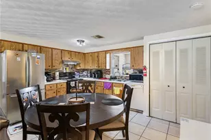 613 S Willow Ave, Avon Park, FL 33825 - Photo 9