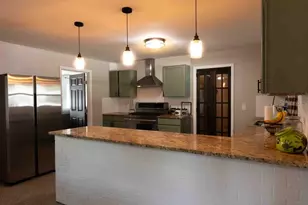 706 S Pearl Circle, Brandon, FL 33510 - Photo 3