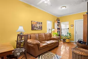 2339 W Walnut St, Tampa, FL 33607 - Photo 9