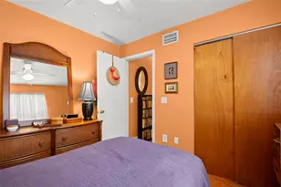 2339 W Walnut St, Tampa, FL 33607 - Photo 21