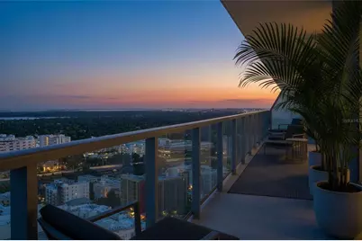 400 Central Avenue #2906, Saint Petersburg, FL 33701 - Photo 13
