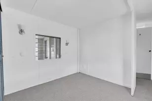 7801 34th Ave N, Saint Petersburg, FL 33710 - Photo 17