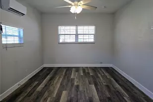 1507 Charm Ln, Tampa, FL 33612 - Photo 5