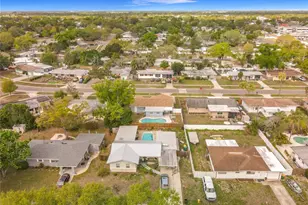 15525 Bedford Cir E, Clearwater, FL 33764 - Photo 35