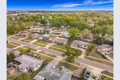 15525 Bedford Circle E, Clearwater, FL 33764 - Photo 37