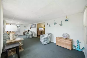 4833 Royal Palm Dr, Zephyrhills, FL 33542 - Photo 5