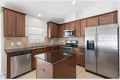 32111 Garden Alcove Loop, Wesley Chapel, FL 33545 - Photo 15