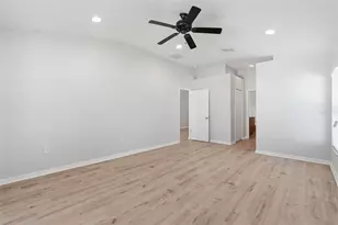 32111 Garden Alcove Loop, Wesley Chapel, FL 33545 - Photo 27