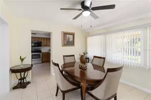 1010 Fordham Dr, Sun City Center, FL 33573 - Photo 5