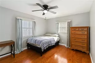 1010 Fordham Dr, Sun City Center, FL 33573 - Photo 17