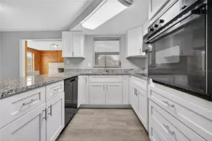 1012 Prescott Ln, Holiday, FL 34691 - Photo 15