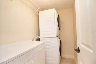 8041 Sailboat Key Blvd S, Saint Pete Beach, FL 33707 - Photo 31