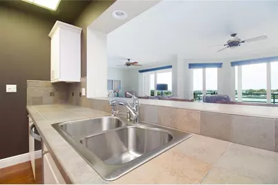 8041 Sailboat Key Boulevard S #402, Saint Pete Beach, FL 33707 - Photo 7