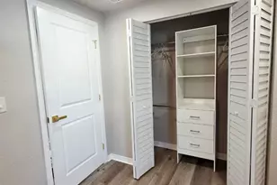 4580 16th St N, Saint Petersburg, FL 33703 - Photo 11