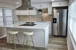 4580 16th St N, Saint Petersburg, FL 33703 - Photo 3